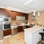 Apartment Whale - With Wi-fi And Heated Pool