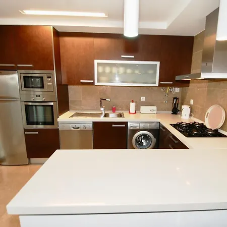 Whale - With Wi-fi And Heated Pool アパート *