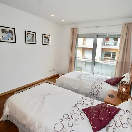 Whale - With Wi-fi And Heated Pool