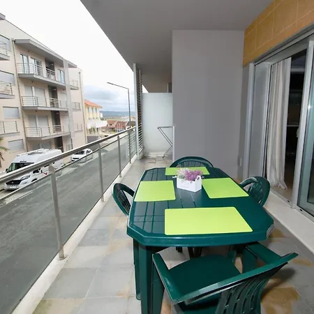 Whale - With Wi-fi And Heated Pool サン・マルティーニョ・ド・ポルト