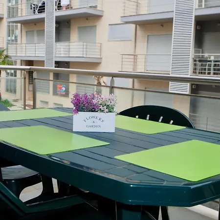 Whale - With Wi-fi And Heated Pool サン・マルティーニョ・ド・ポルト