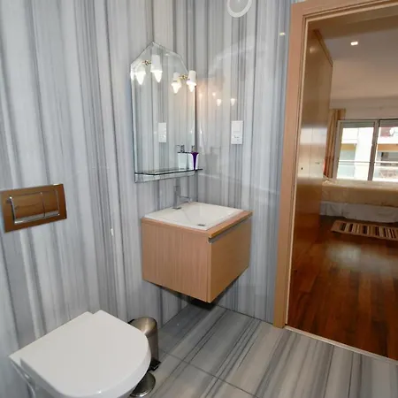 Whale - With Wi-fi And Heated Pool アパート