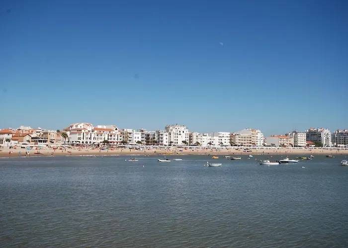 Whale - With Wi-fi And Heated Pool * סאו מרטיניו דו פורטו